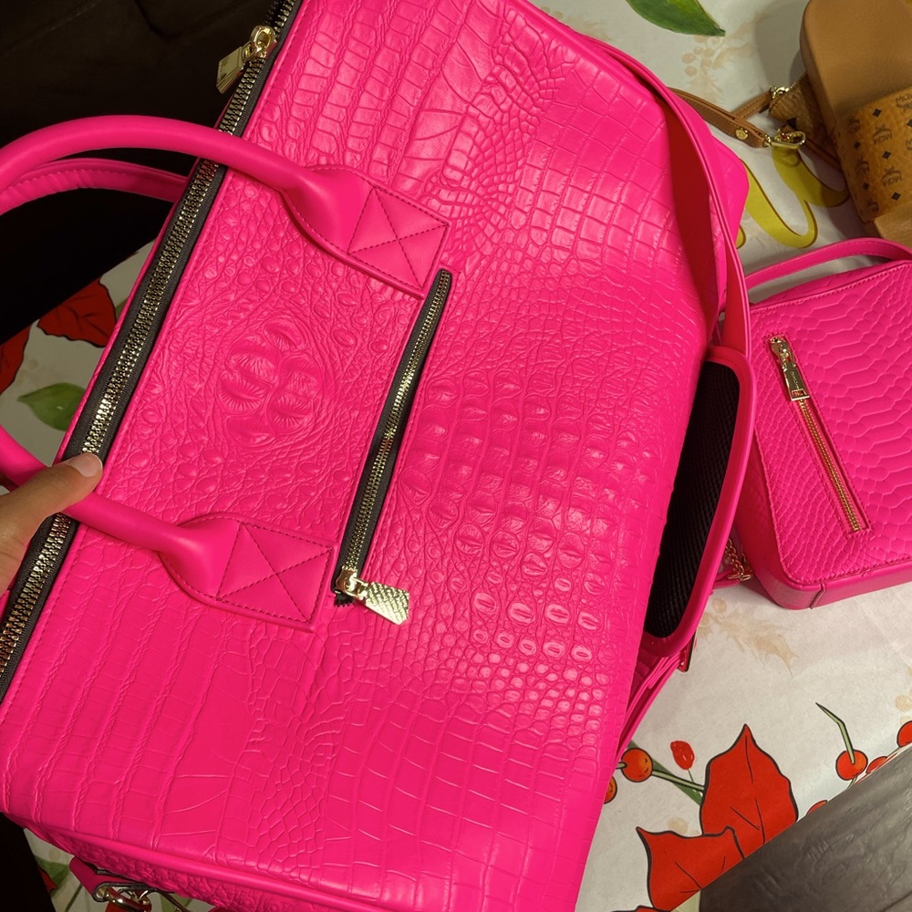 Hot pink totencarry Bag with 2 peice purse